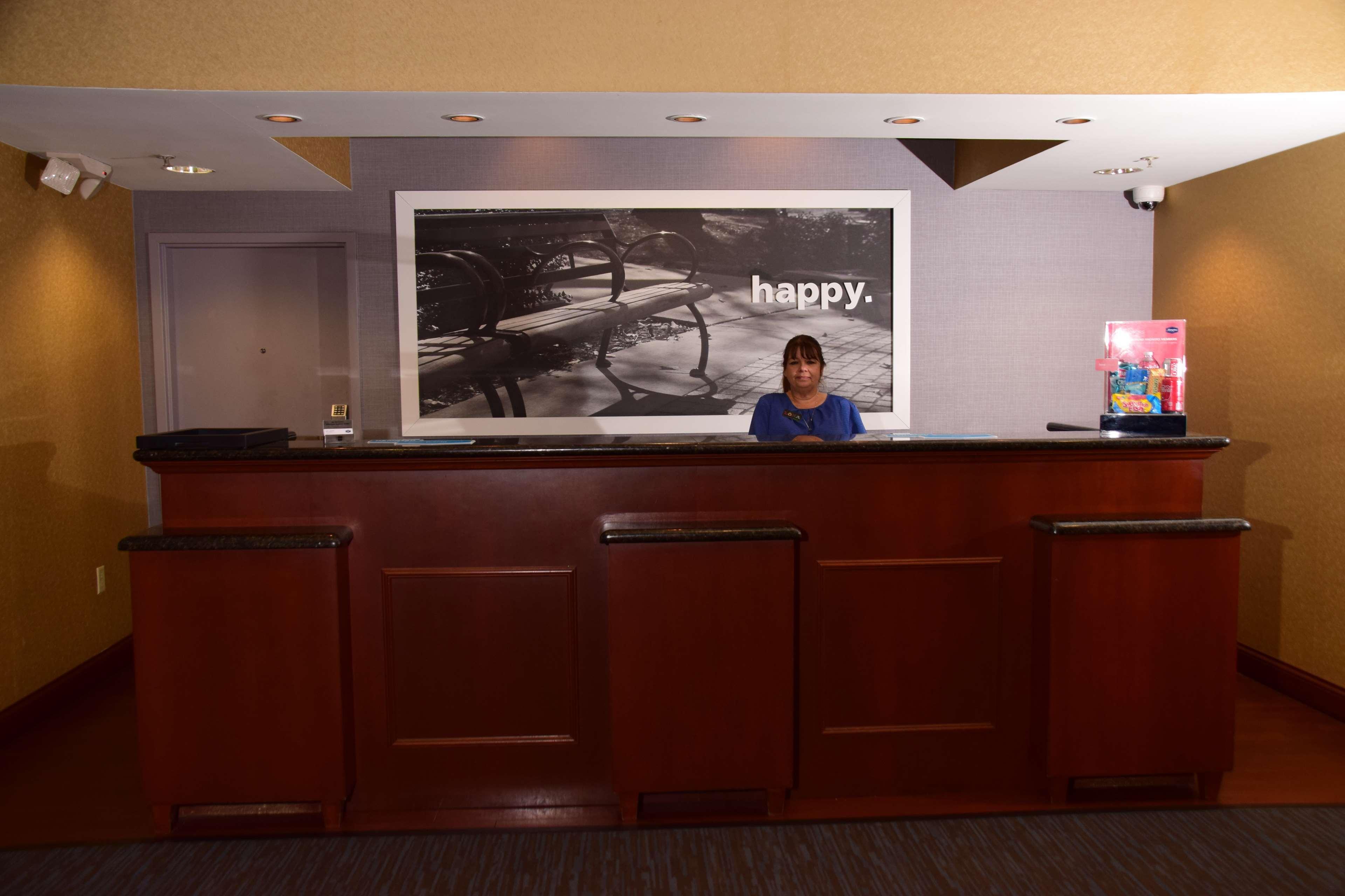 Hampton Inn Индиана Экстерьер фото