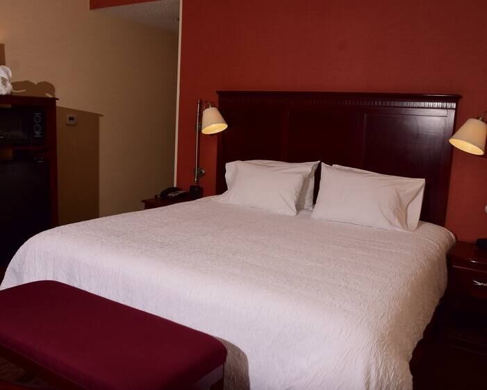 Hampton Inn Индиана Экстерьер фото
